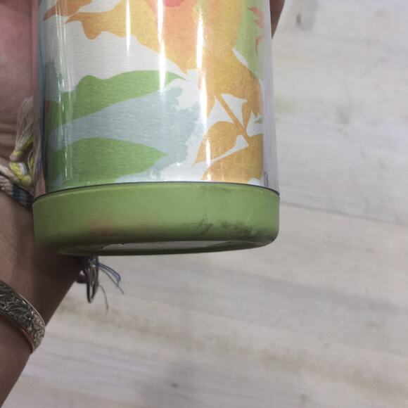 Starbucks plastic reusable mug with sip lid - Picture 3 of 5